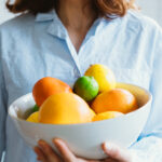 Cuáles son las contraindicaciones de consumir frutas ácidas en exceso